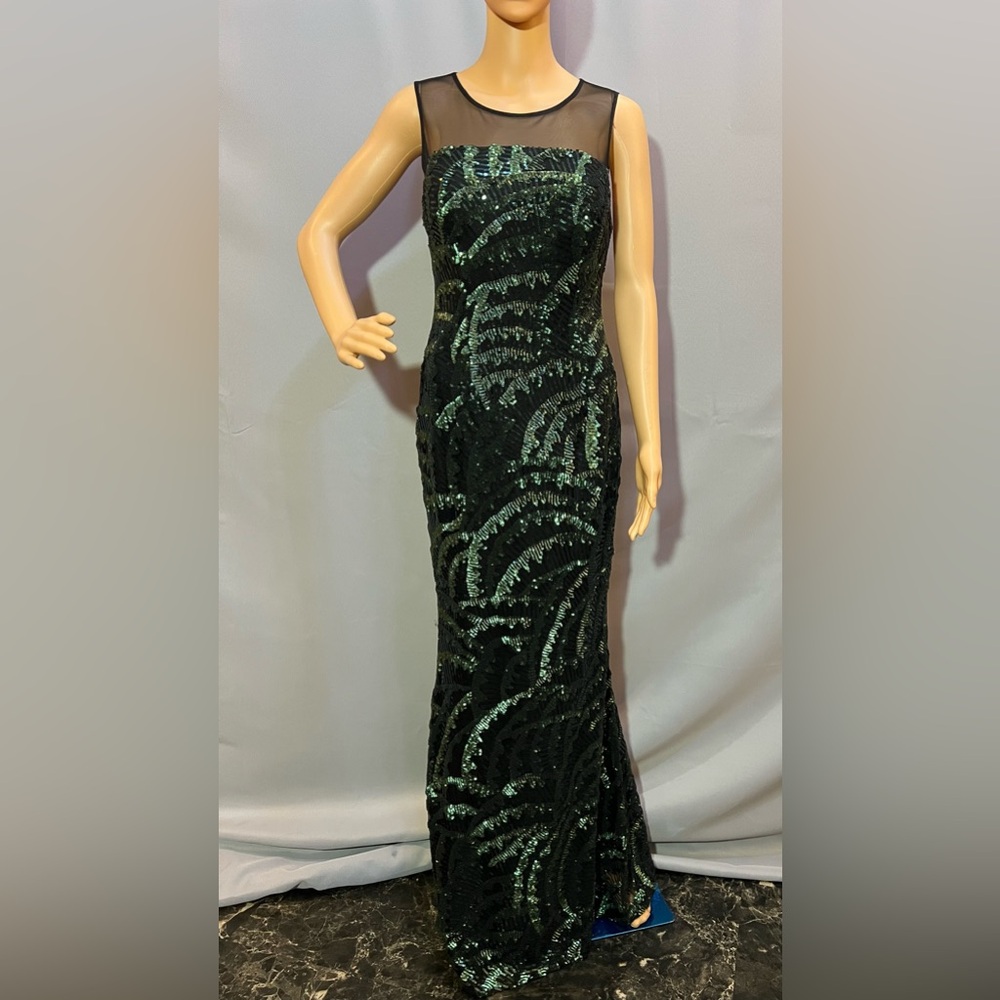 NEW,  Elegant Green Sequin Evening Dress
